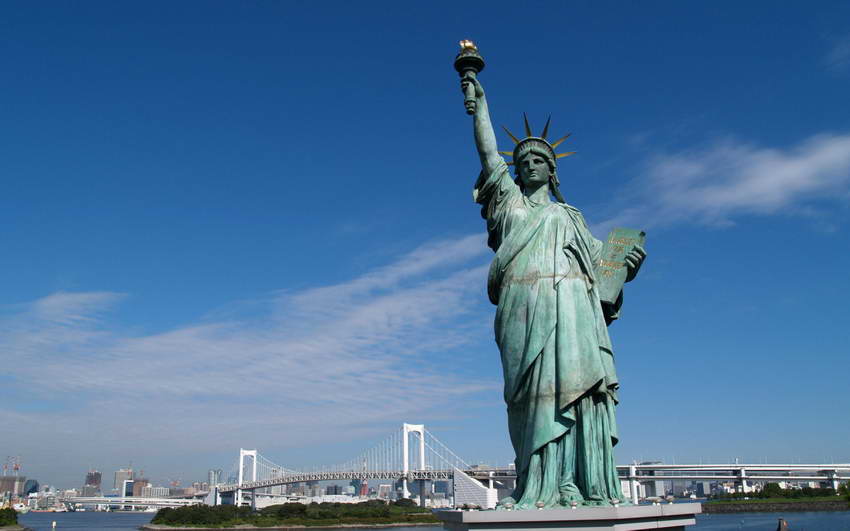 Statue of Liberty - Most Popular Tourist Places