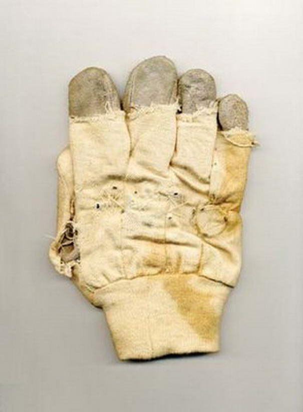 Spiked Glove