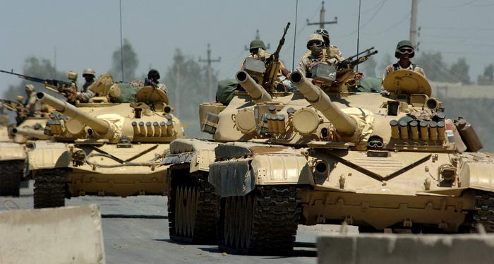 Iraqi T 72 tanks