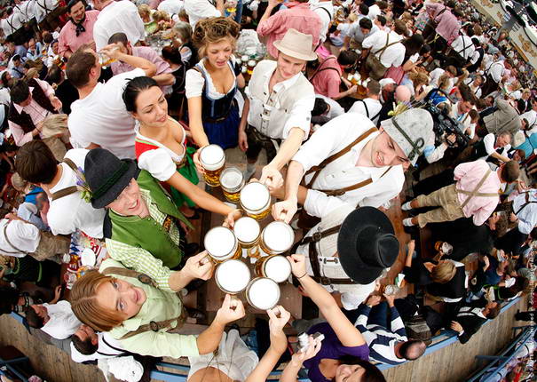 Oktoberfest Entertaining Festivals