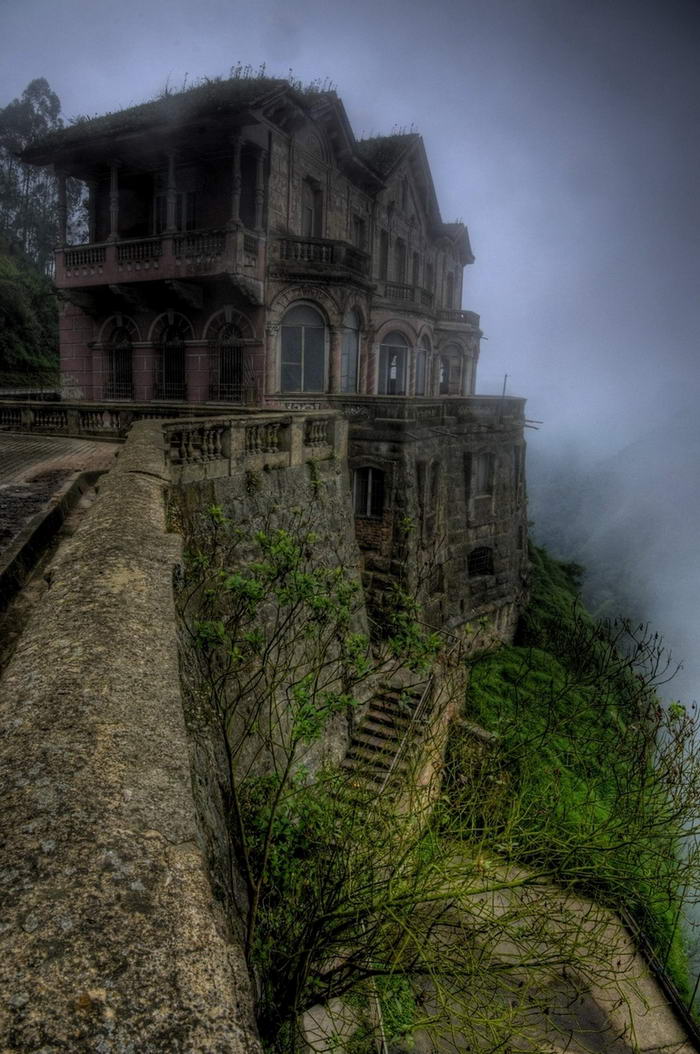 El Hotel del Salto in Colombia - Abandoned places