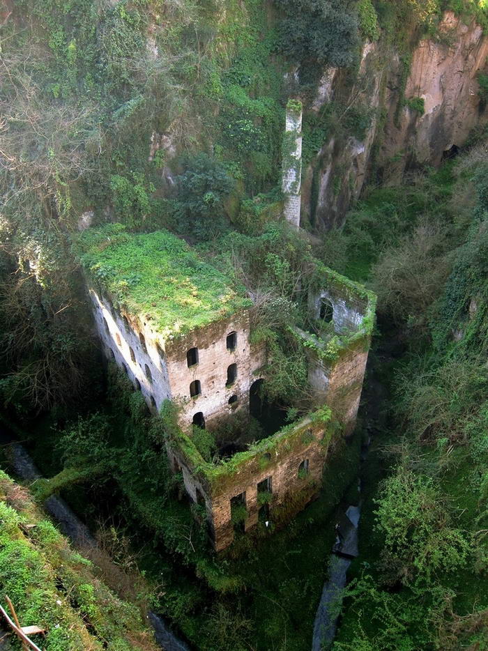 Sorrento - Italy - Abandoned places