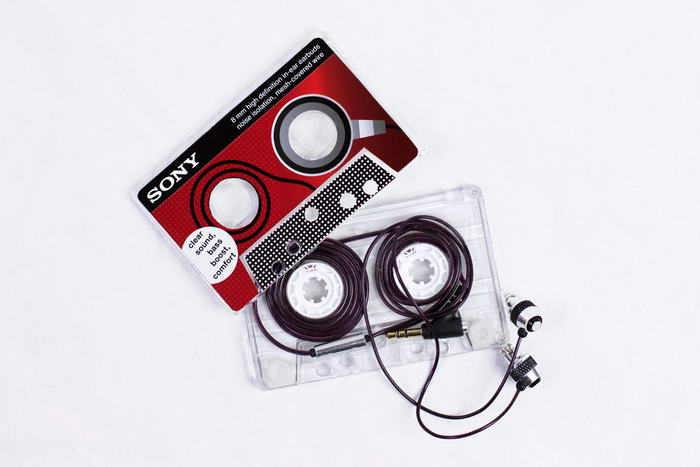 Sony Earbuds Cassette (2)