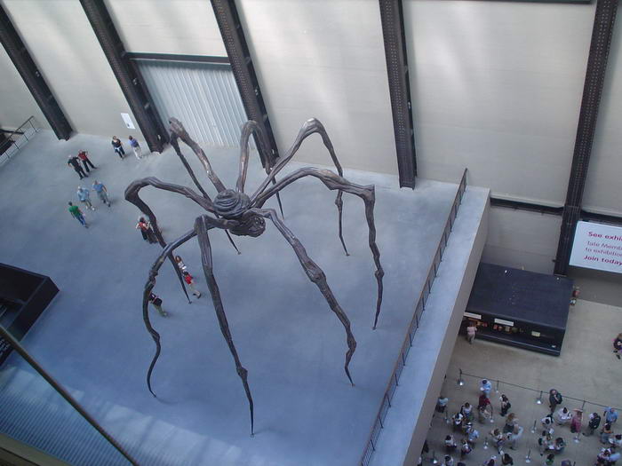 Aranha Gigante - Estátuas Criativas