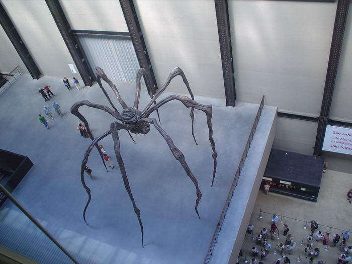 Giant Spider - Creative Statues