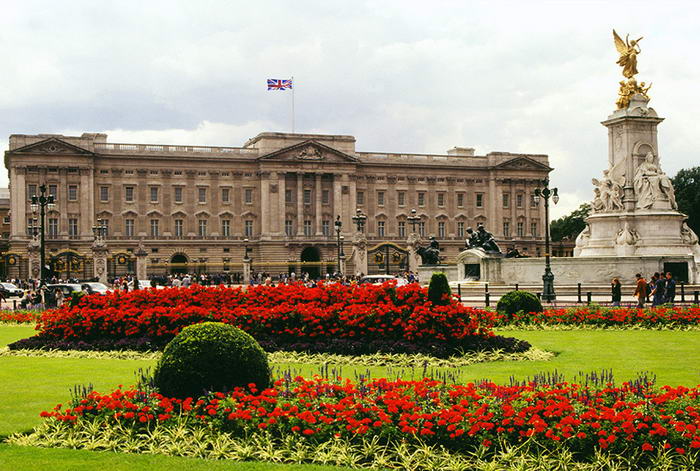 Buckingham Palace  - Before