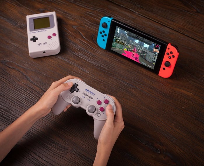 8Bitdo Sn30 Pro plus