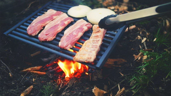 BISON Rolling Grill - Gifts for Outdoor Lovers