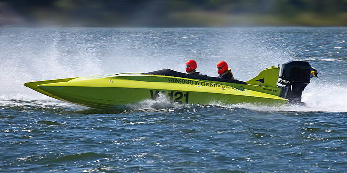 Boat Racing - Popular Water Sports