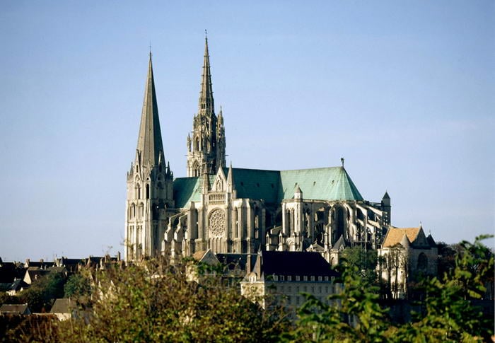 Cathedrale Notre - beautiful cathedrals