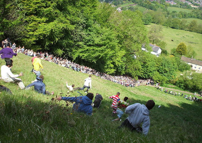 Coopers Hill Cheese-Rolling