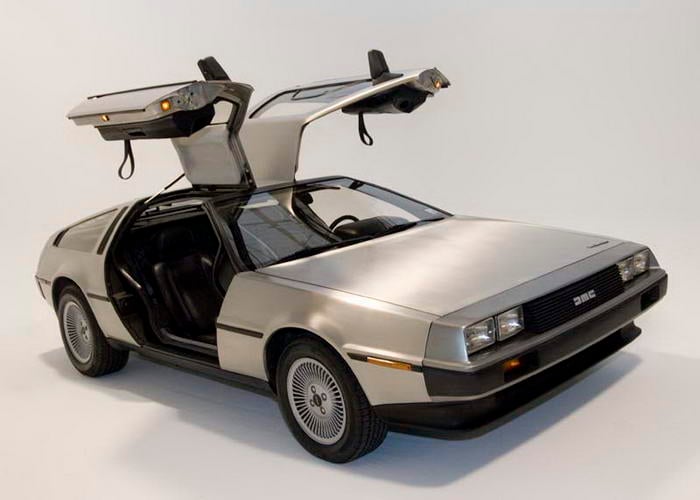 DeLorean DMC 12