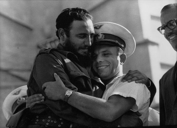 Fidel Castro meets Yuri Gagarin