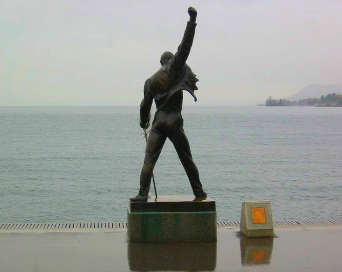 Freddie Bronzestatue