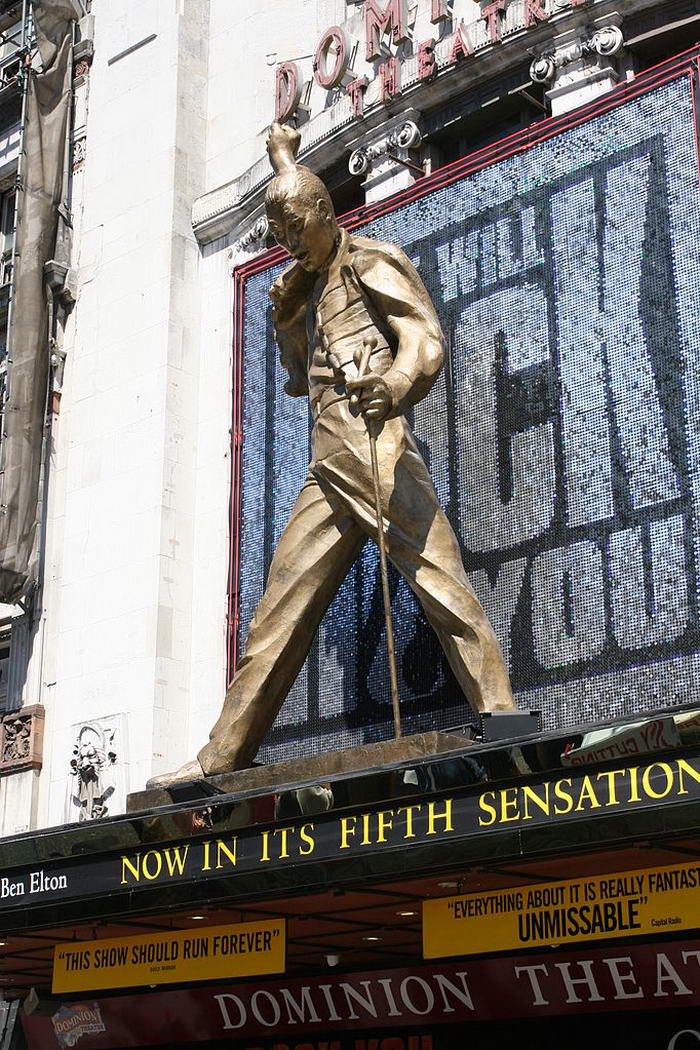 Freddie Mercury Statue