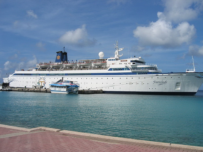 Freewinds starboard