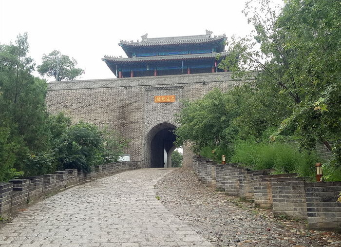 Main gate of Gubeikou Fortress