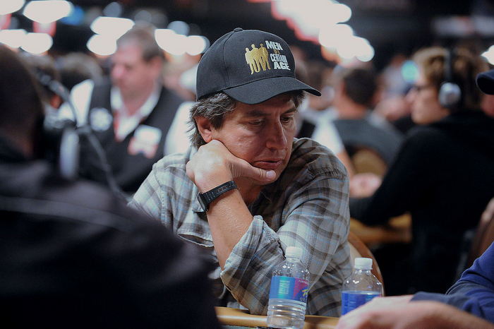Famous Celebrity Gamblers - Ray