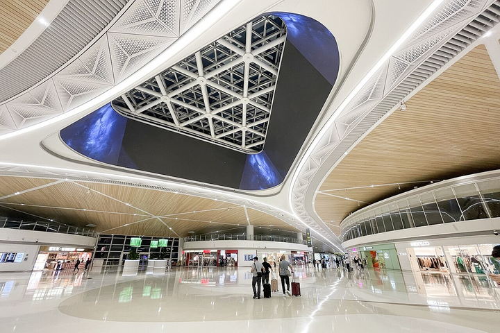 Shenzhen Baoan International Airport - Innovative Airport Designs 