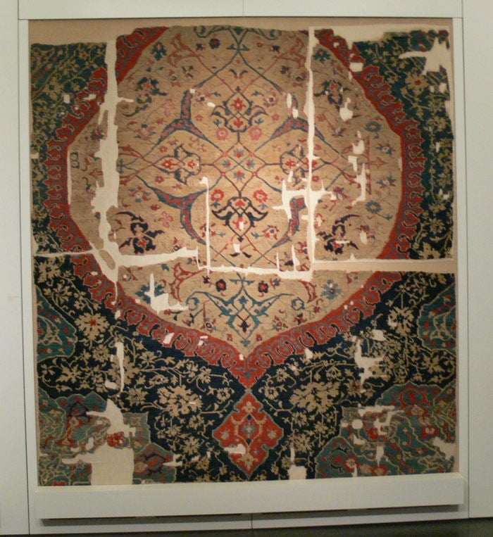 Uschak rug 