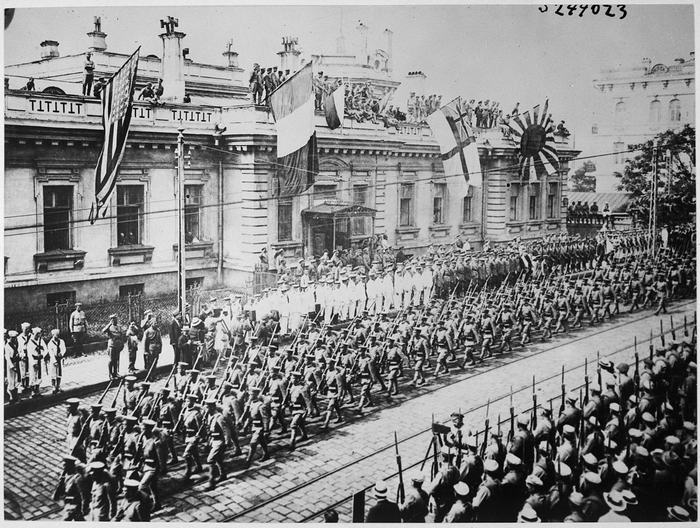 Wladiwostok Parade 1918